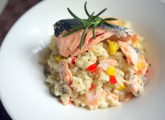 奶油鮭魚燉飯電鍋