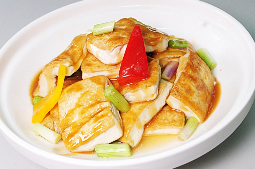 洋蔥燒豆腐 做法