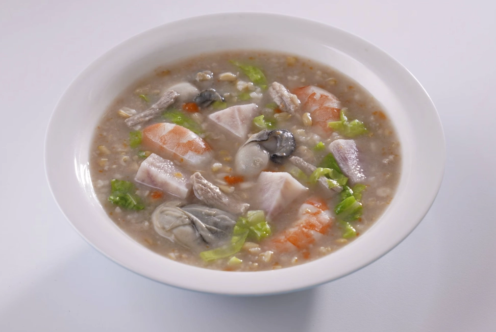 芋頭海鮮粥終極指南：從家常煮法到台北必吃名店推薦