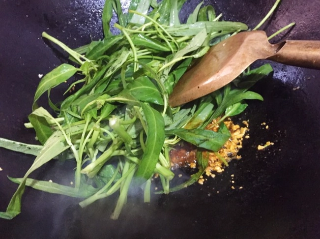 空心菜炒蝦醬 空心菜炒蝦醬