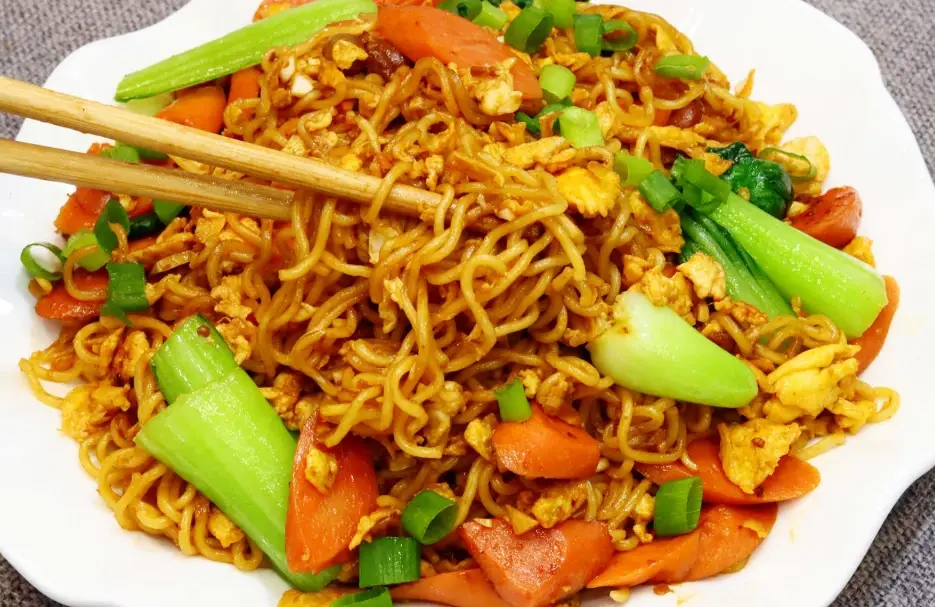 炒泡麵材料