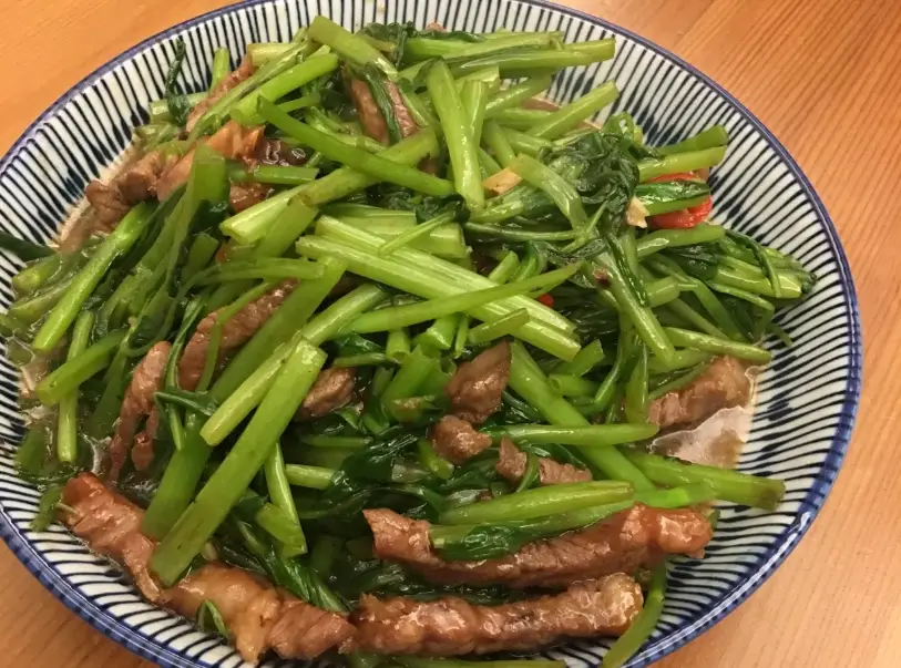 空心菜炒牛肉