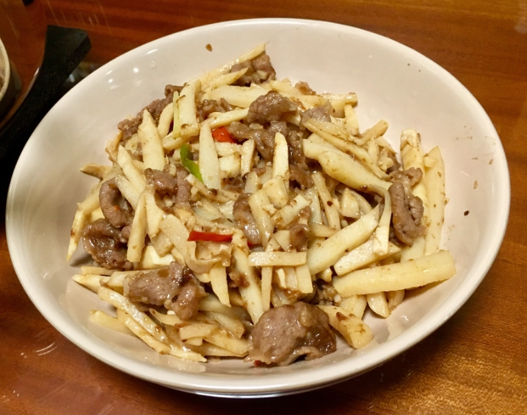 竹筍炒肉絲