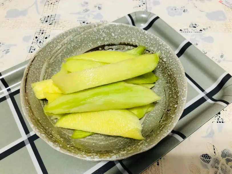青芒果功效