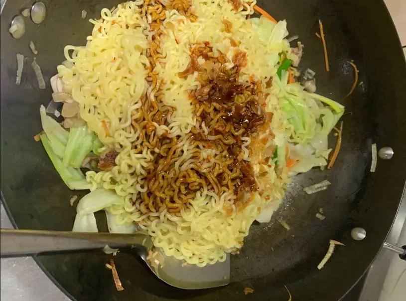 炒泡麵作法