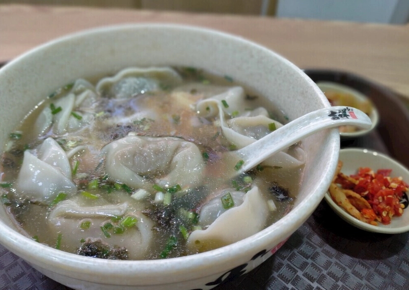 餛飩湯高湯