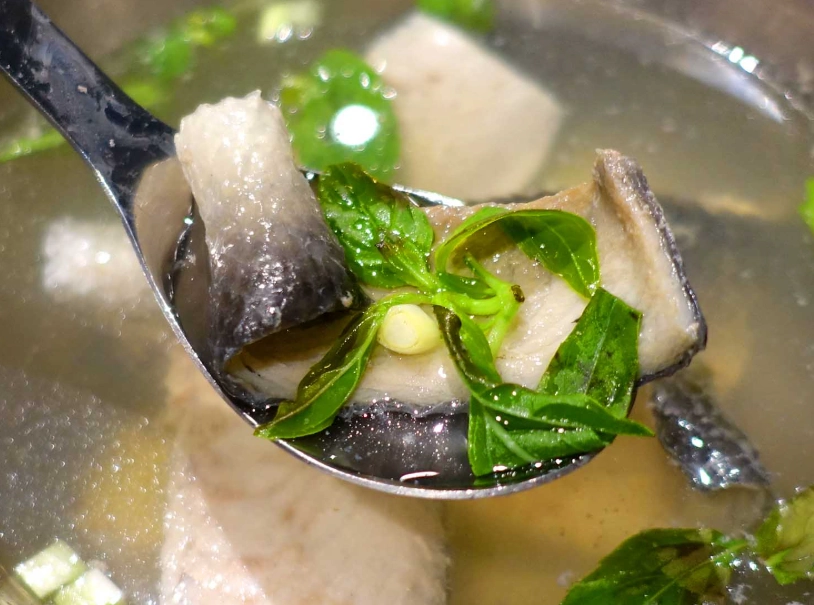 虱目魚頭湯 虱目魚頭湯