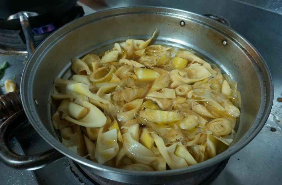麻竹筍殺青