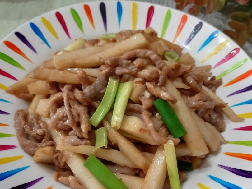 竹筍炒肉絲