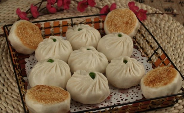 水煎包皮薄技巧 水煎包皮薄技巧