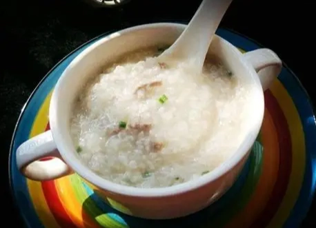 避免吃粥水腫