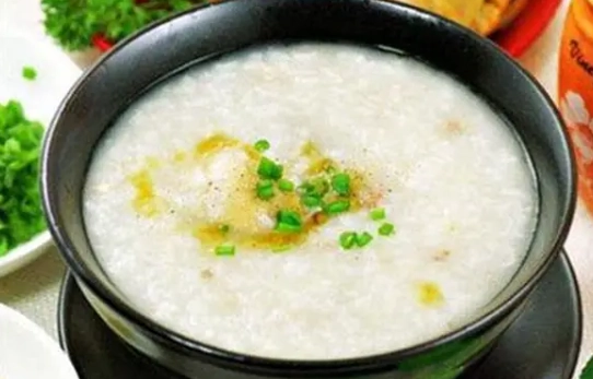 吃粥水腫