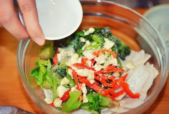 菠菜紅蘿蔔一起吃好處