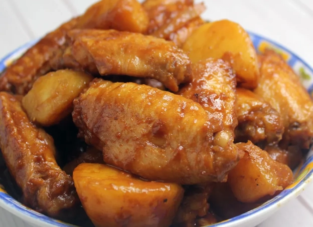 南乳薯仔炆雞翼食譜大全：家常做法、秘訣與常見問題全解析