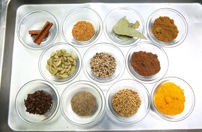 自製咖哩醬終極指南：從材料到保存的完整攻略