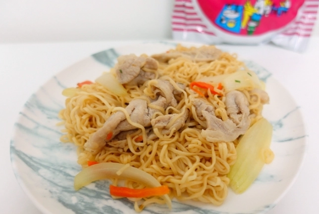 統一肉燥炒泡麵 統一肉燥炒泡麵