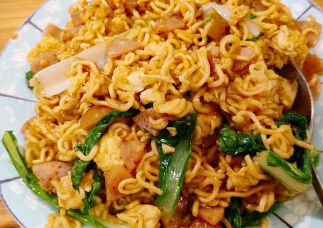 泡麵怎麼炒