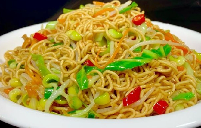 台灣夜市炒麵 台灣夜市炒麵