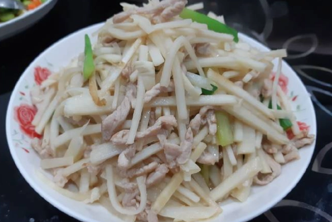 竹筍炒肉絲怎麼炒