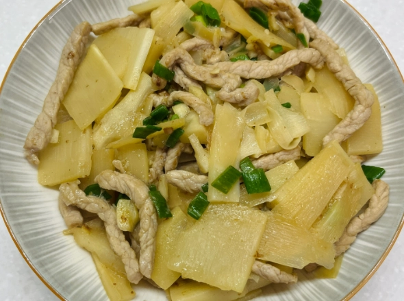 筍片炒肉絲食譜，三步驟炒出餐廳級美味！附台北三間名店推薦