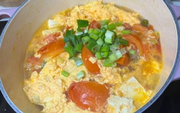 番茄青菜豆腐蛋花湯